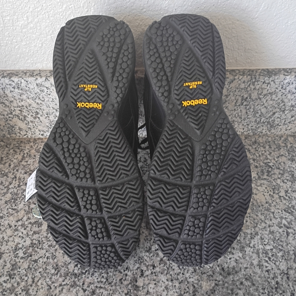 CLEARANCE Reebok DMXride All-Black Memorytech Ortholite Sneakers - Picture 6 of 8